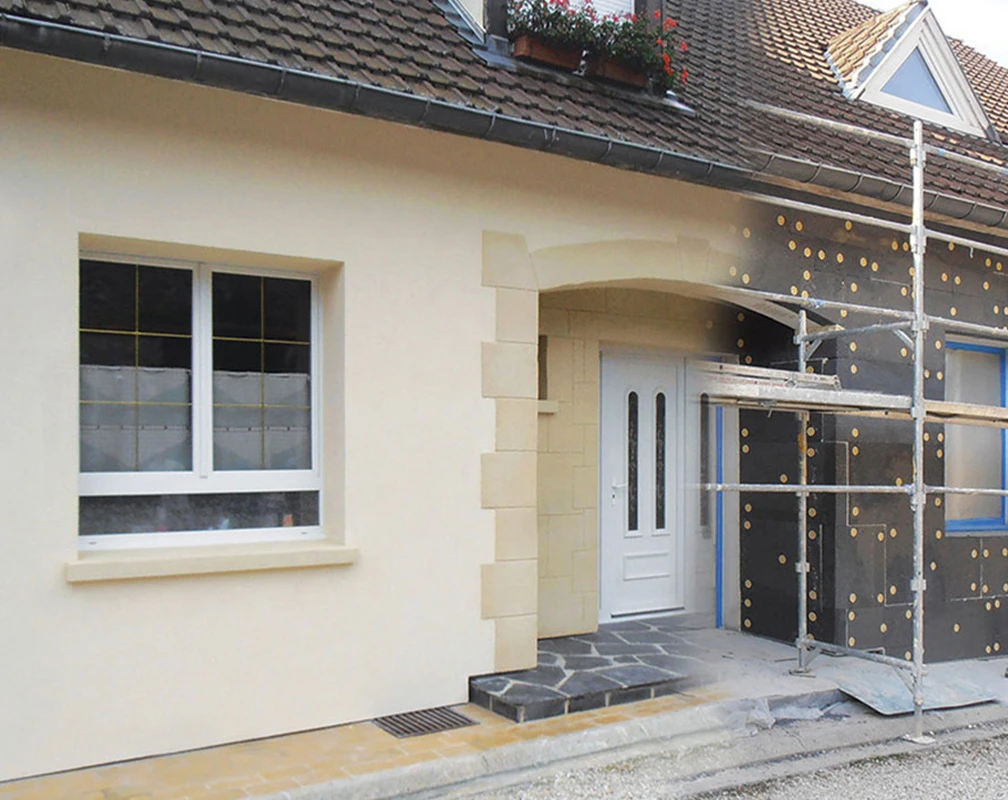 Façade isolée et enduite : avant / après un chantier d'ITE